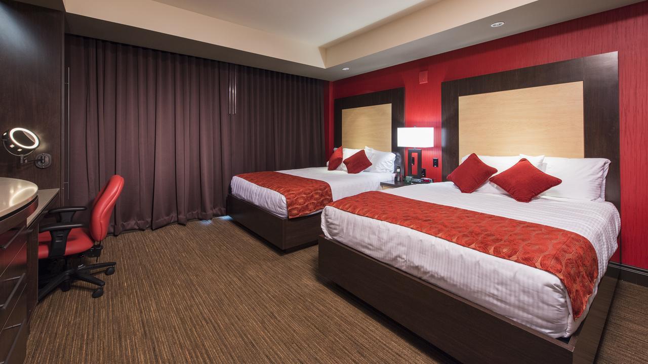 Cherokee Casino Hotel Roland Dış mekan fotoğraf
